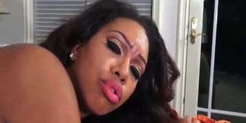 Ebony Lesbians