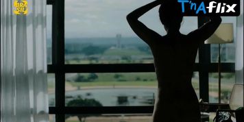 Maria Ribeiro Butt Scene  in Como Nossos Pais