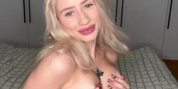 Poř&aacute;dn&aacute; mačkačka ?? by teribalci from OnlyFans | Coomer
