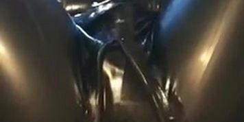 Fingering Latex Doll (RubberDoll)