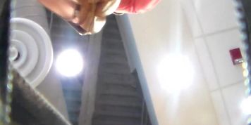 under the red skirt 2