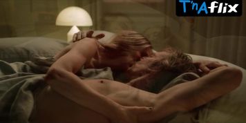 Sarah Jessica Parker Sexy Scene  in And Just Like That...