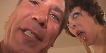 MILF gives up her shocking pussy