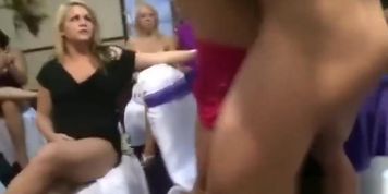 Dancingcock Crazy Party Girls