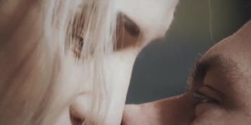Vinna Reed - Sensual pregnant sex while having active baby movements