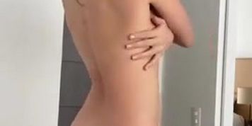 Molly Brooke: Bathrobe  Tease (Milla Vincent)