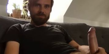 GermanGUy Jerkoff on cam while his wife not home