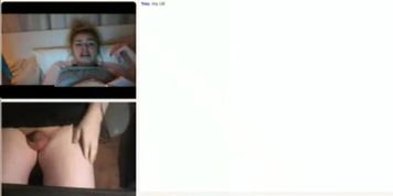 Webcam SPH - Aussie Chicks Puzzled about The Very Existence of Tiny Cocks