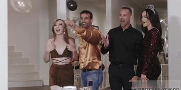 Mother Fucks Associate' Crony'S Daughter Hd New Year New Swap