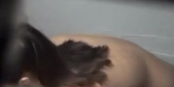 Hot Teen Girl Spied As She Finishes Tan