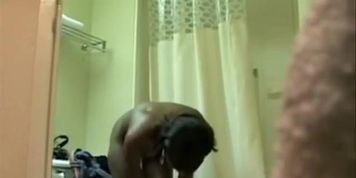 Hot ebony girl creaming nude body on the spy camera