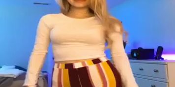 Big ass tik tok girl