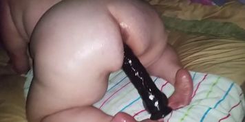 Big butt bbw riding big brown dildo 
