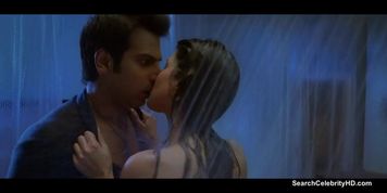 Sunny Leone - Ragini MMS 2 (2014) (Tammy Lynn Sytch)