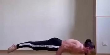 Hggf hgf kiug (Lisa Lipps, Lisa Sparks, Lisa Sparxxx)
