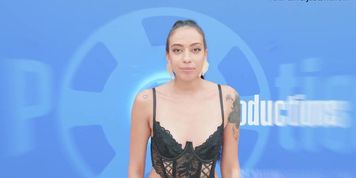 Hot latina Gmz swallowing a lot of cum for the first time