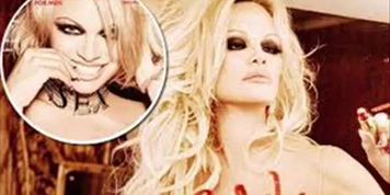 PAMELA ANDERSON LEE