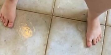MissJenniP - Peeing On The Bathroom Floor