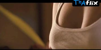 Hayden Panettiere Underwear Scene  in Fireflies In The Garden
