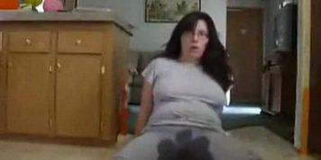 Piss: Girl pees in jeans