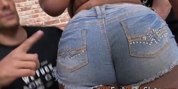 Chubby black girl spunked