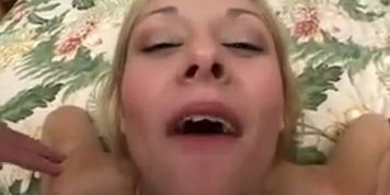 Cristal Ray like cumshot