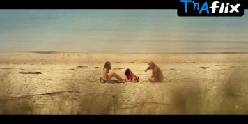 Zinnini Elkington Bikini Scene  in Ud, Spring Over, Ind