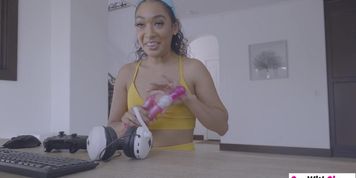 My wet Latina stepsis Sarah Lace sucking my big dick instead playing games