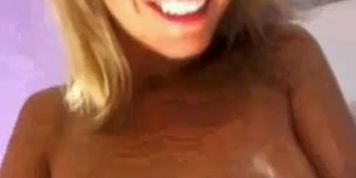 Oiled Up Slim Cam Slut
