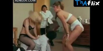Diana Herrera Underwear Scene  in Los Meseros Mitoteros