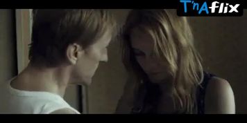 Daniela Schulz Breasts Scene  in Totes Land