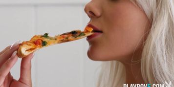 Teen blonde with a big ass eating pizza when relaxing at home (Elsa Jean)