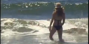 Jana Thompson Bikini Scene  in Brain Blockers