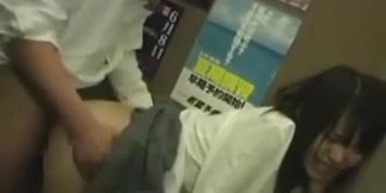 girl bj in the elevator
