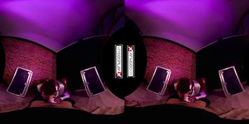 VR cosplay