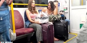 Bulge Flash 2 Milfs On Train