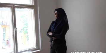 Muslim Niky Dream fuck for rent