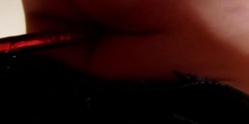 Paula tortures herself by piercing her navel with a giant pencil that pierces her entire belly Sexy