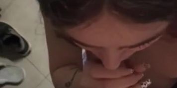 College Slut Blowjob Exposed