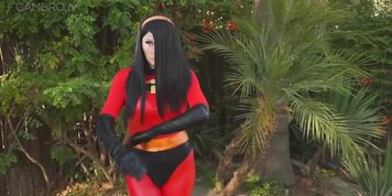 Angie girffin as violet parr