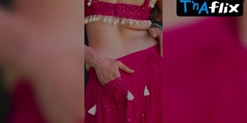 Bhagyashri Borse Sexy Scene  in Mr Bachchan