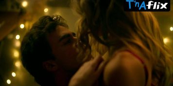 Ester Exposito Underwear Scene  in Elite