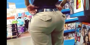 BIG WALMART BOOTY