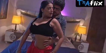 Manisha Jain Sexy Scene  in Rangeen Kahaniyan