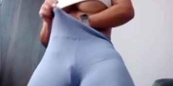 DIANITA_1988 culote masturbandose