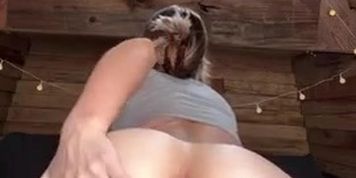 Sara Underwood - Pussy Spread Close Up (Little Hellcat)