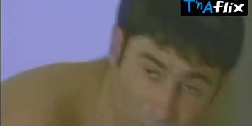Maria Esteve Breasts Scene  in Hombres Felices