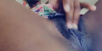 Black fat pussy rubbing 