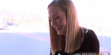 Oral Clea Gaultier And Sicilia Are A Oral Lesbian In A Box