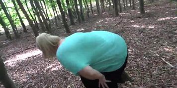 Young chubby girl with nice curves sucks and fucks bf in the forest